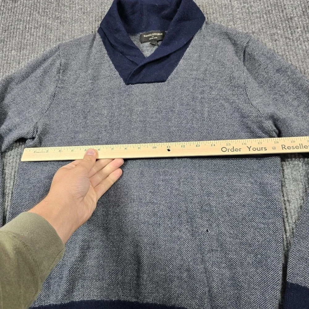 Banana Republic Sweater Mens Medium Blue Gray Merino‎ Wool Shawl Collar Pullover